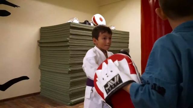 Клуб единоборств "Лютич" смотреть онлайн