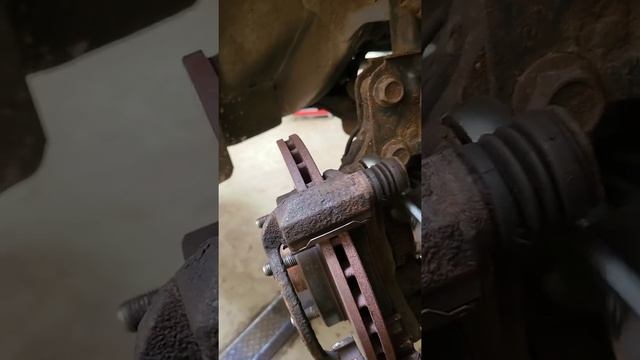 How to replace front brakes on Chevrolet Spark (disc and pads) смотреть онлайн