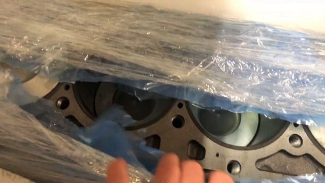 Шорт двигателя блок Isuzu 6HK1 смотреть онлайн