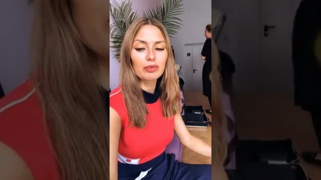БОНЯ Виктория - Жизненно важные вопросы перед фотосессией смотреть онлайн