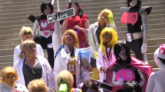 UNDERTALE COSPLAY MEETUP!! - ANIME EXPO 2016 (INSANELY HUGE!!!) смотреть онлайн
