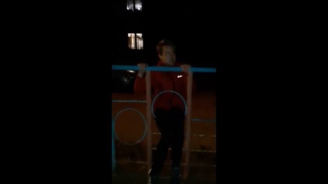 Шоу 'Перелезаем через заборы после школы" с Матвеем Арсеньевым #3 (не вошедшее) смотреть онлайн