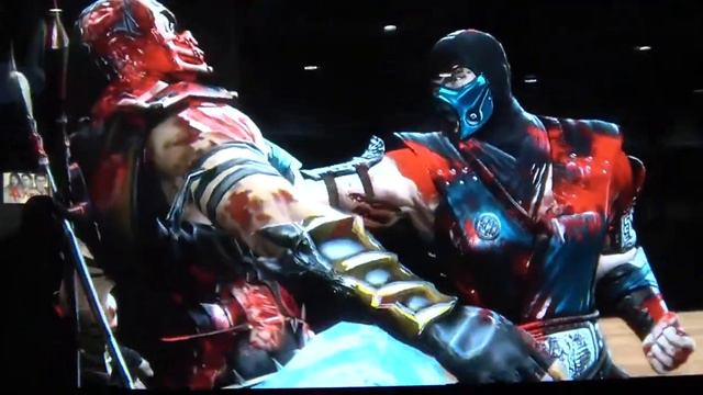 Mortal Kombat 9 - Sub-Zero's Fatality: Torso Rip (PAX) смотреть онлайн