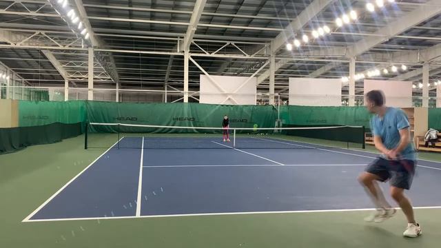 Теннис. 10.02.22. Моя техника удара слева после 3 лет занятий. Slomo смотреть онлайн