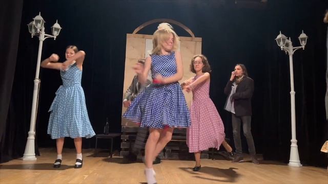 Анонс спектакля «Радуга зимой» смотреть онлайн