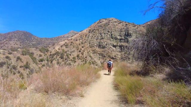 Hike Hub - Hiking Santa Paula Punch Bowls - Santa Paula, CA