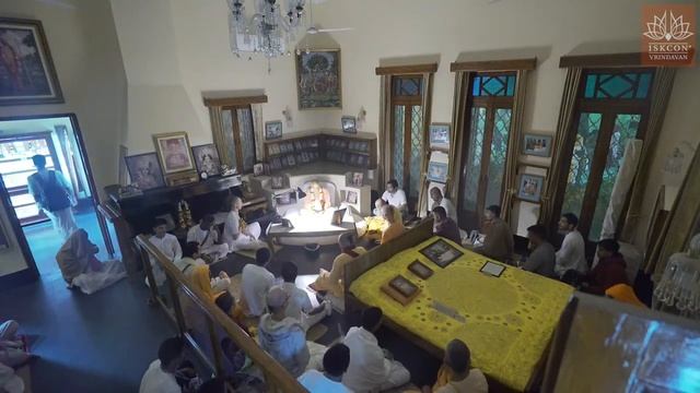 Mangala Arati Live Darshan, 03.11.2023 смотреть онлайн