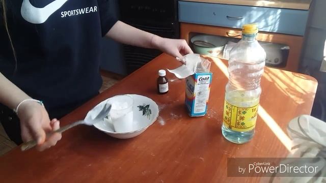 Уксус +сОДа+КрАсиТЕль+Жидкое СТикЛо=♡ смотреть онлайн
