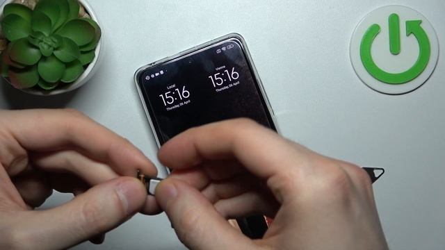 How to Insert a SIM Card in a REDMI Note 12 Pro смотреть онлайн