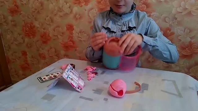 Зубная ФЕЯ и капсула ЛОЛ! смотреть онлайн