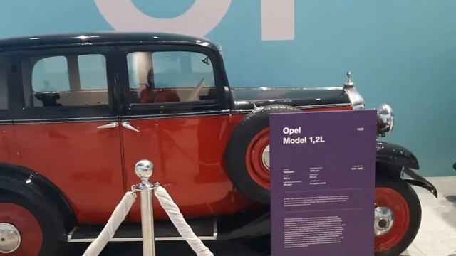 Аэропорт Домодедово.Ретро автомобили.18.11.2020