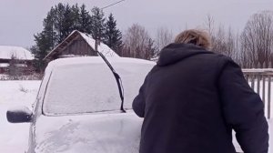 Как открыть капот Chevrolet Niva, если порвался трос замка? Власов Семён. Вологда