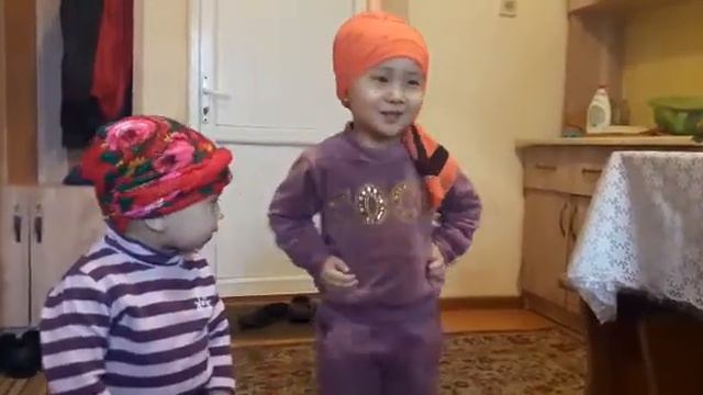 че смотришь?глаза портишь