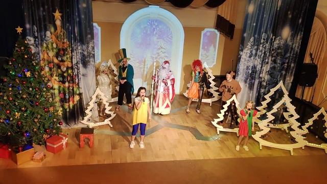 #дети#праздник#новыйгод#вокал#песня#творчество#сцена#выступление#Елизавета смотреть онлайн