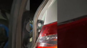 Киа Рио 3 замена лампочки. Хэтчбек