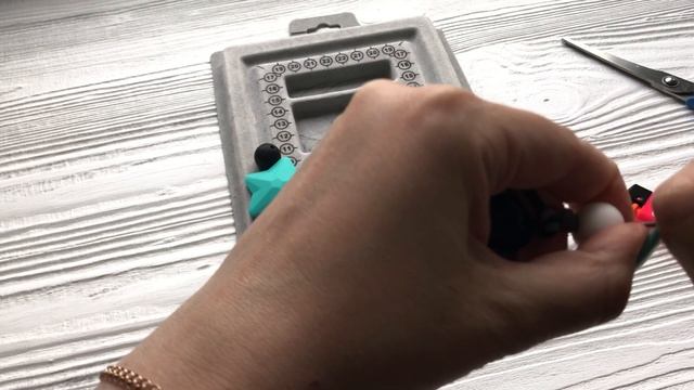 Как собрать силиконовый держатель для грызунка и соски пустышки смотреть онлайн