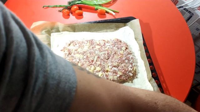 СУПЕР ПИРОГ "КУБЕТЕ" ОТ ДОКТОРА ВКУСНОFFСКОГО!КРЫМСКО-ТАТАРСКАЯ КУХНЯ!/SUPER PIE "KUBETA"PUFF PASTR смотреть онлайн