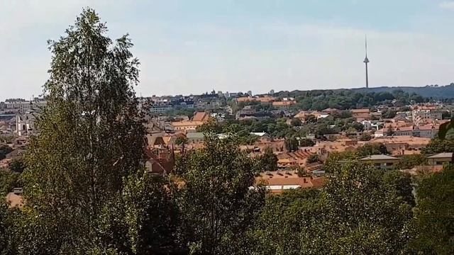 По Ужупису на Altanos kalnas.Vilnius.EU.Cities,people. смотреть онлайн