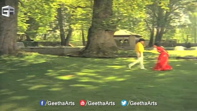 Andham Saranam Ghachami Video Song | Pasivadi Pranam Movie | Chiranjeevi, Vijayasanthi, Sumalatha смотреть онлайн