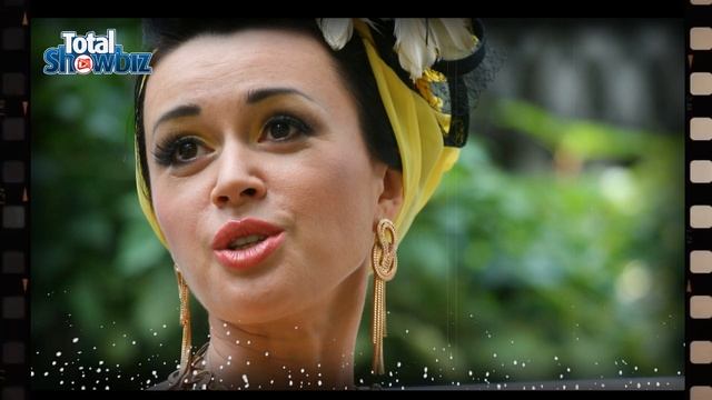 Коллеги Анастасии Заворотнюк не знают, жива ли актриса смотреть онлайн