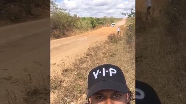 Jump ARC TZ - Fan Selfie смотреть онлайн