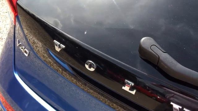 Volvo V40 R-Design T5 смотреть онлайн