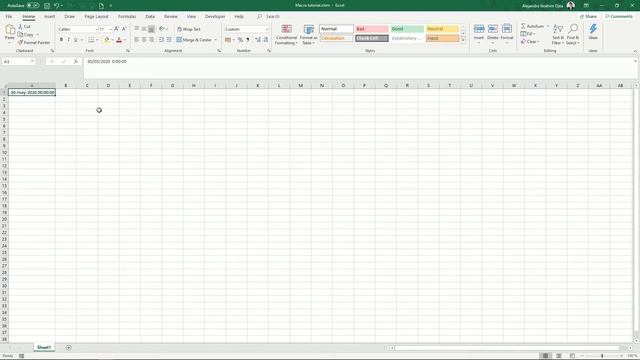 VBA in Microsoft Excel - 3. Get a cell value. Change a cell value. Debug print and adding comments. смотреть онлайн
