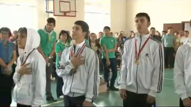 В республиканской школе-интернате открыли спортивный зал для детей с ограниченными возможностями смотреть онлайн