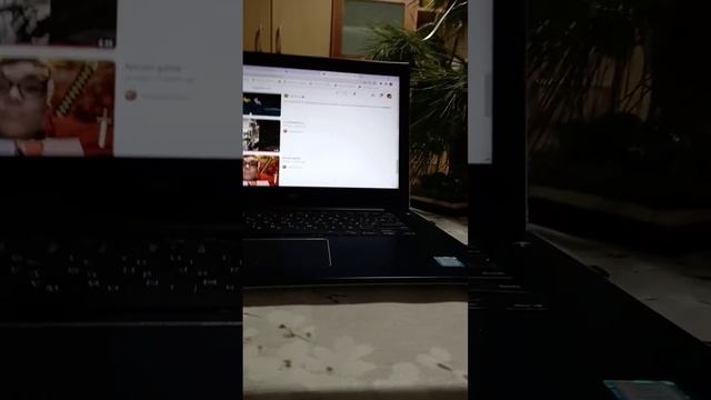 блогер от следующей части Покажи другое смотреть онлайн