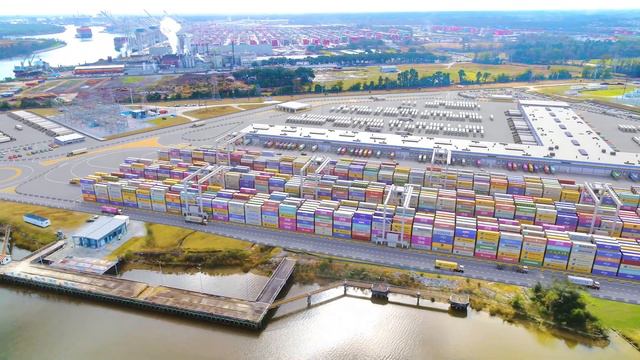 Cross-dock warehouse taking shape смотреть онлайн