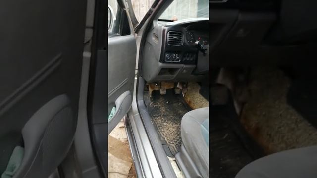 Киа спортейдж 2005год