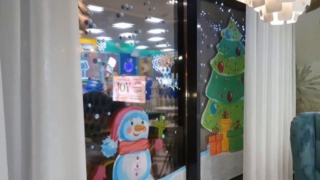 Новогодняя роспись окон в детском ресторане смотреть онлайн