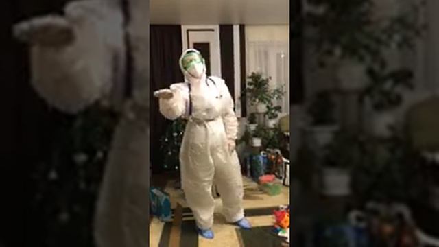 С Новым годом, друзья! Пожелания от доктора!