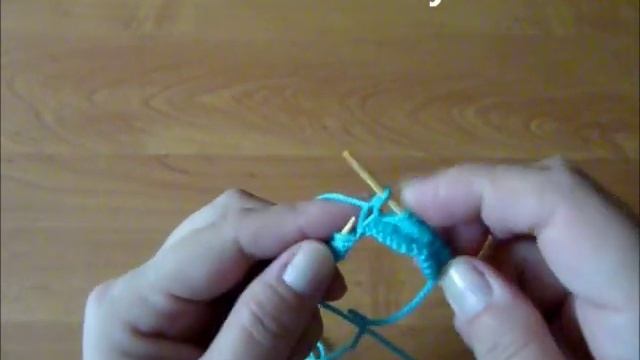 Классический набор петель спицами. Лицевые петли и платочная вязка смотреть онлайн