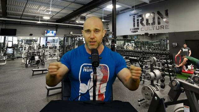 7 BEST Exercises For Building Your CHEST (and one that’s rubbish!)! смотреть онлайн