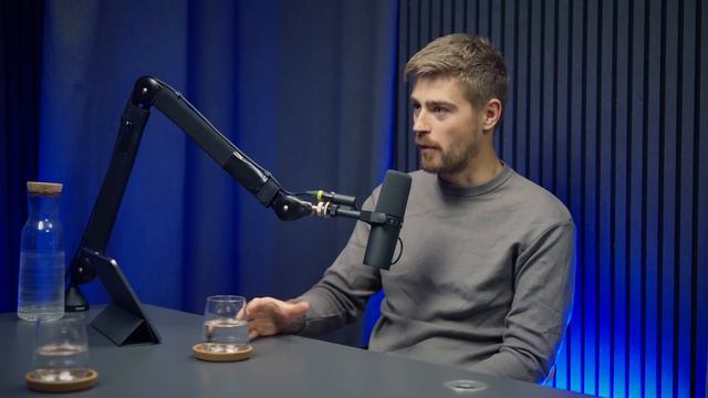 Astrofysiker: Om Tidrejser, Aliens, Space X, Flat Earth, Månelandingen - Michael Linden-Vørnle смотреть онлайн