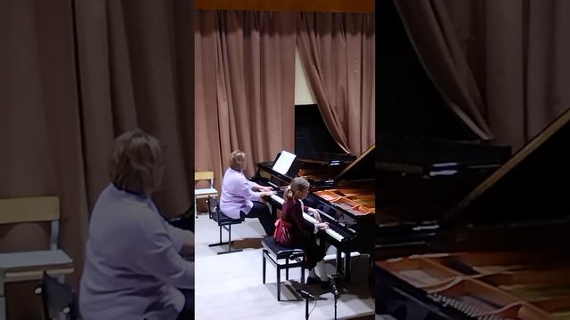 В.А.Моцарт концерт для фортепиано с оркестром 4. I часть. Жеребцова София смотреть онлайн