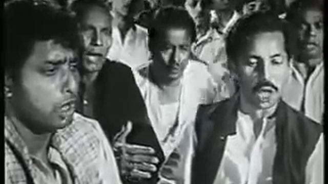 কারার ঐ লৌহ কপাট - নজরুল গীতি (Karar Oi Louho Kopat) смотреть онлайн