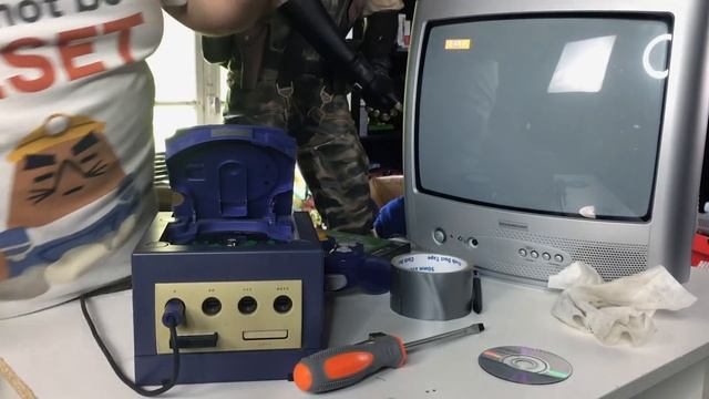 Crash test vide grenier : JE TEST 8 CONSOLES (Game Cube, DS, PSP, PS1...) смотреть онлайн