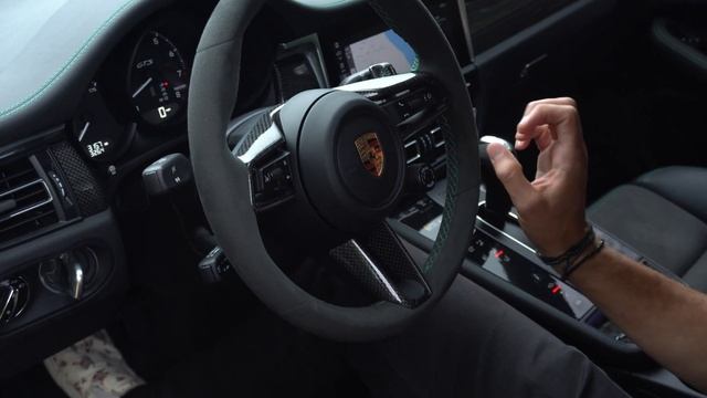2022 Porsche Macan GTS - The Porsche Effect смотреть онлайн