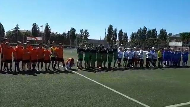 Пожелание удачи юным игрокам от легендарных футболистов смотреть онлайн