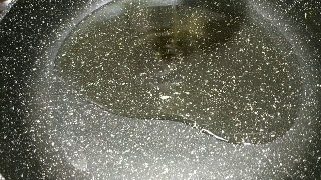 Готовьте пока сезон. Вкусное нежное и сочное блюдо из баклажан. смотреть онлайн