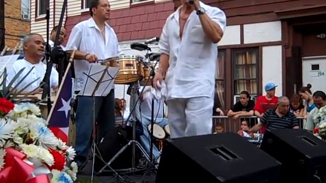 Tienes La Mente Loca- Carlos Torres y su Orq. смотреть онлайн
