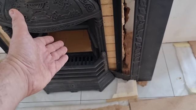 Камин, брусчатка смотреть онлайн