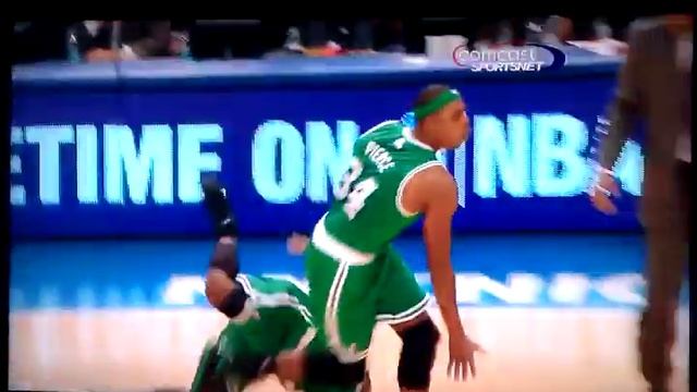 Nate Robinson is head over heels for Paul Pierce смотреть онлайн