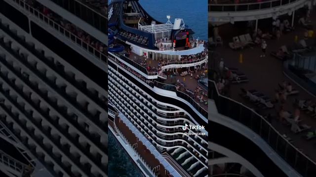 Долгое время мучает вопрос "Почему Одессу из солнечного города превращают в серый город?" смотреть онлайн
