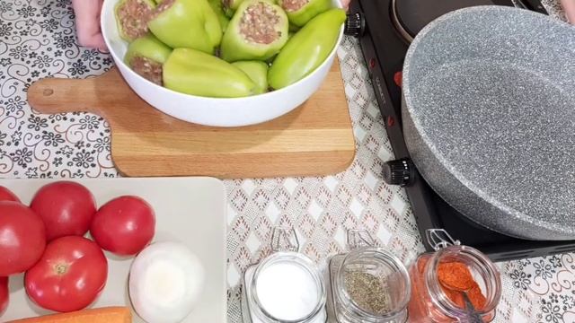 Секрет вкуснейших фаршированных перцев. Готовим с Сусанной Шейх. смотреть онлайн