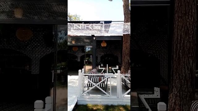 Кружевной навес. Турция. Кемер. Июль.