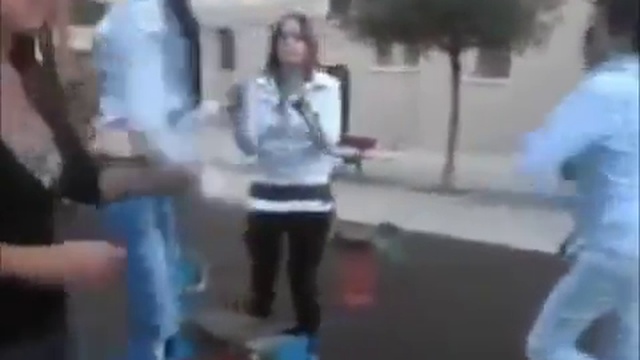 Девушки из Кавказа танцуют — Кавказ 2016 год