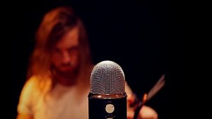 Звуки ножниц в парикмахерской. ASMR. Очень быстро.